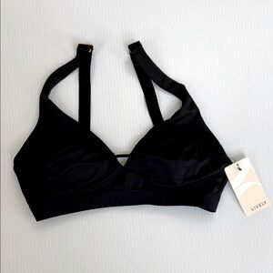NWT Lively flex no wire bra size small